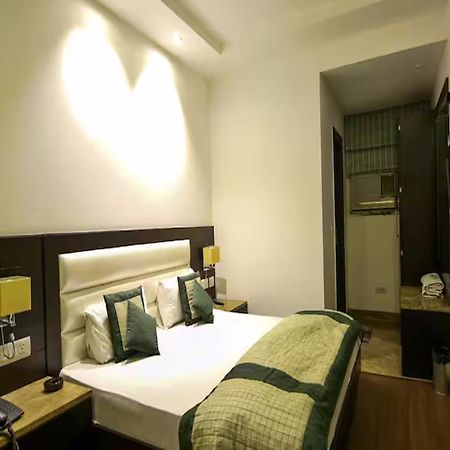 Hotel Chanchal Continental - 02 Mins From New Delhi Railway Station Luaran gambar