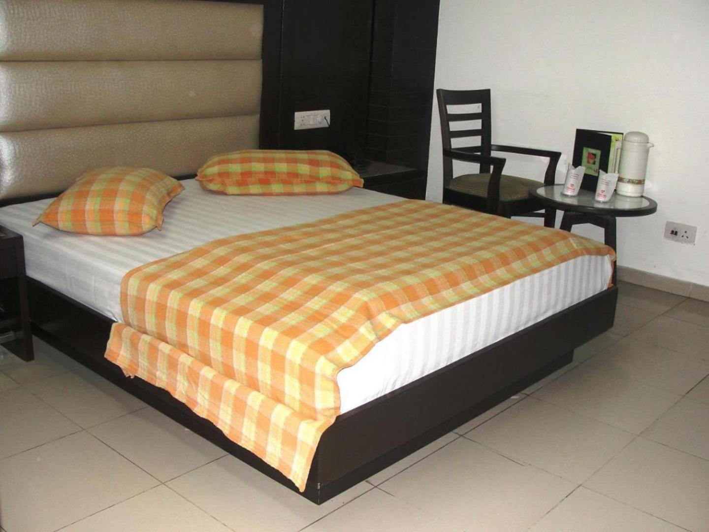 Hotel Chanchal Continental - 02 Mins From New Delhi Railway Station Luaran gambar