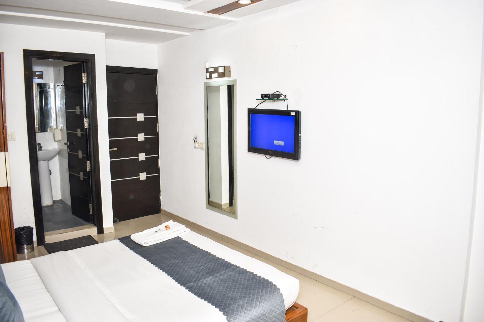 Hotel Chanchal Continental - 02 Mins From New Delhi Railway Station Luaran gambar