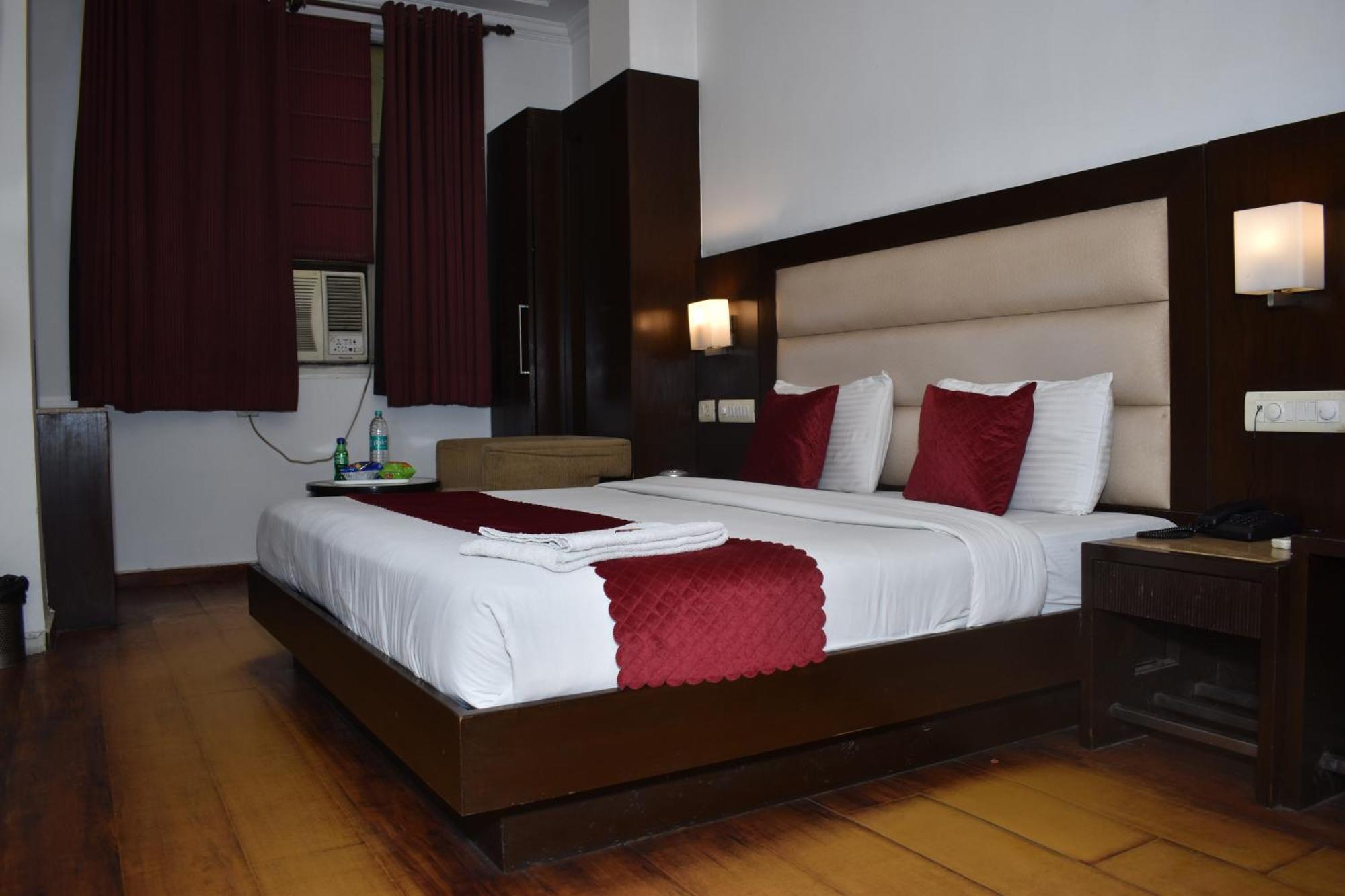 Hotel Chanchal Continental - 02 Mins From New Delhi Railway Station Luaran gambar