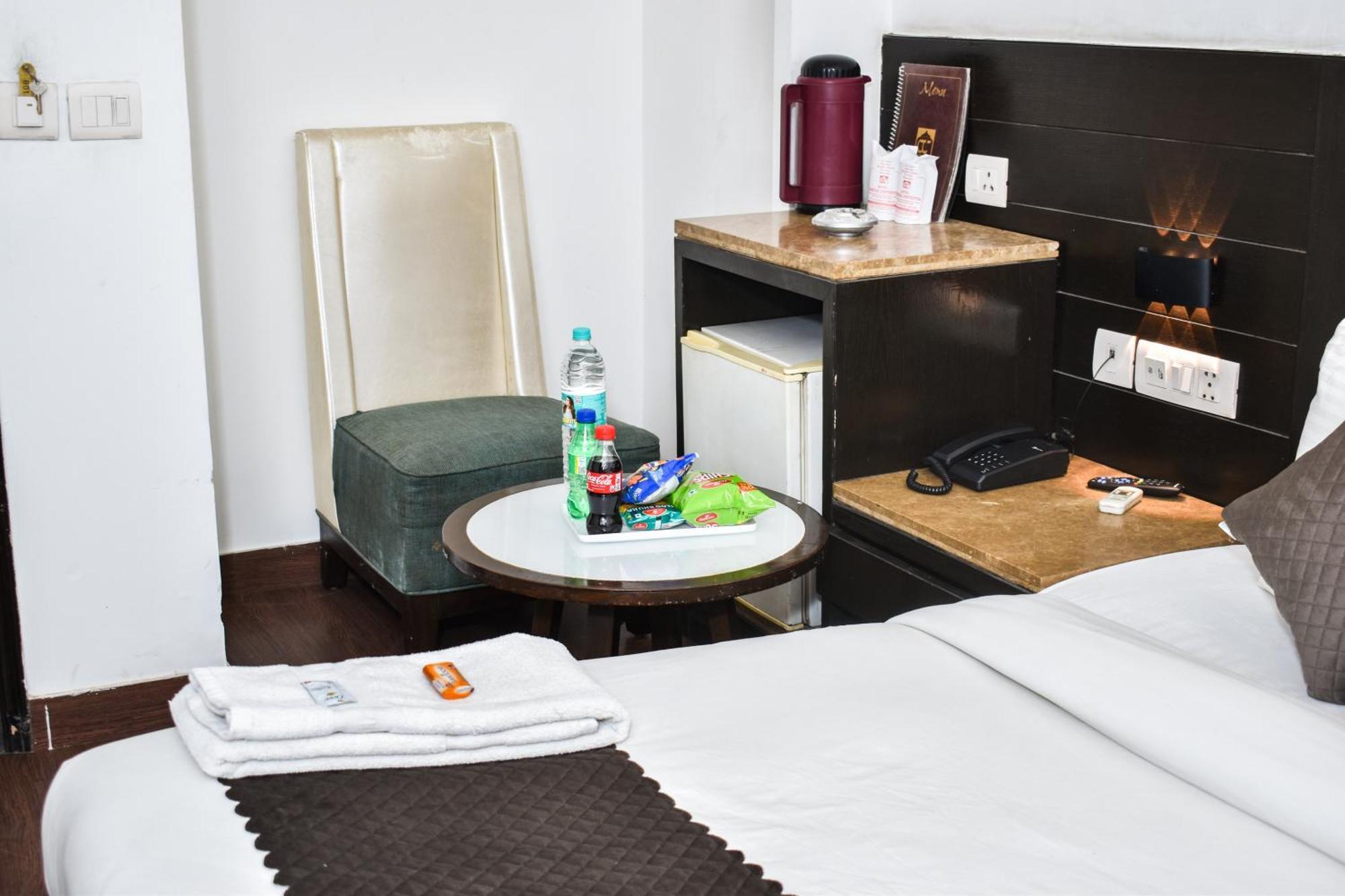Hotel Chanchal Continental - 02 Mins From New Delhi Railway Station Luaran gambar