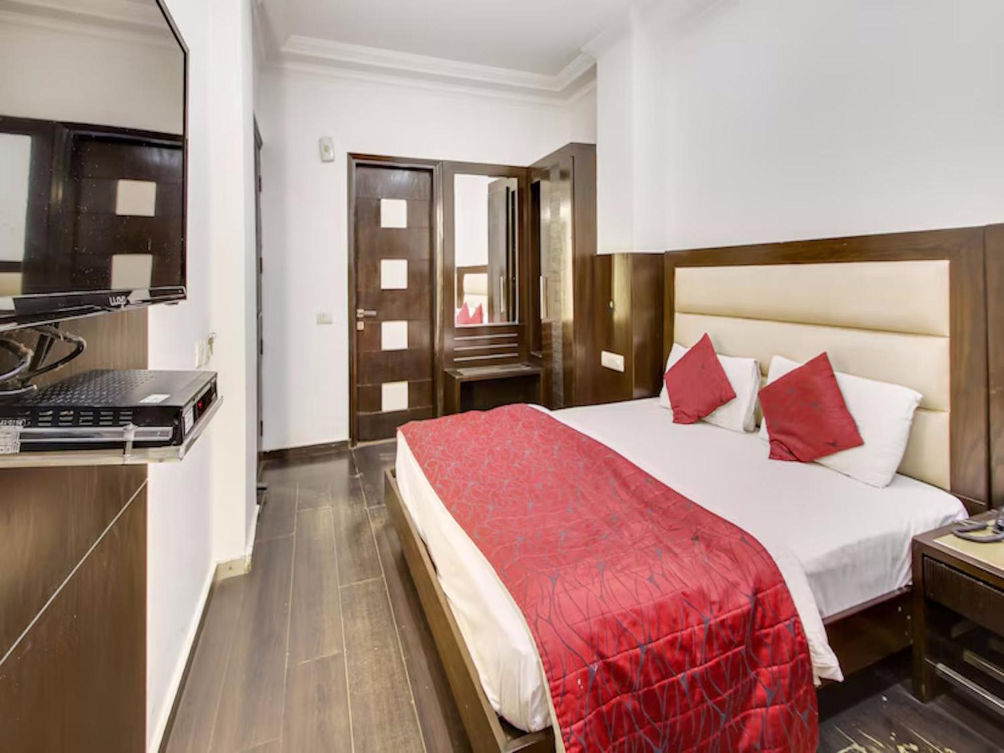 Hotel Chanchal Continental - 02 Mins From New Delhi Railway Station Luaran gambar
